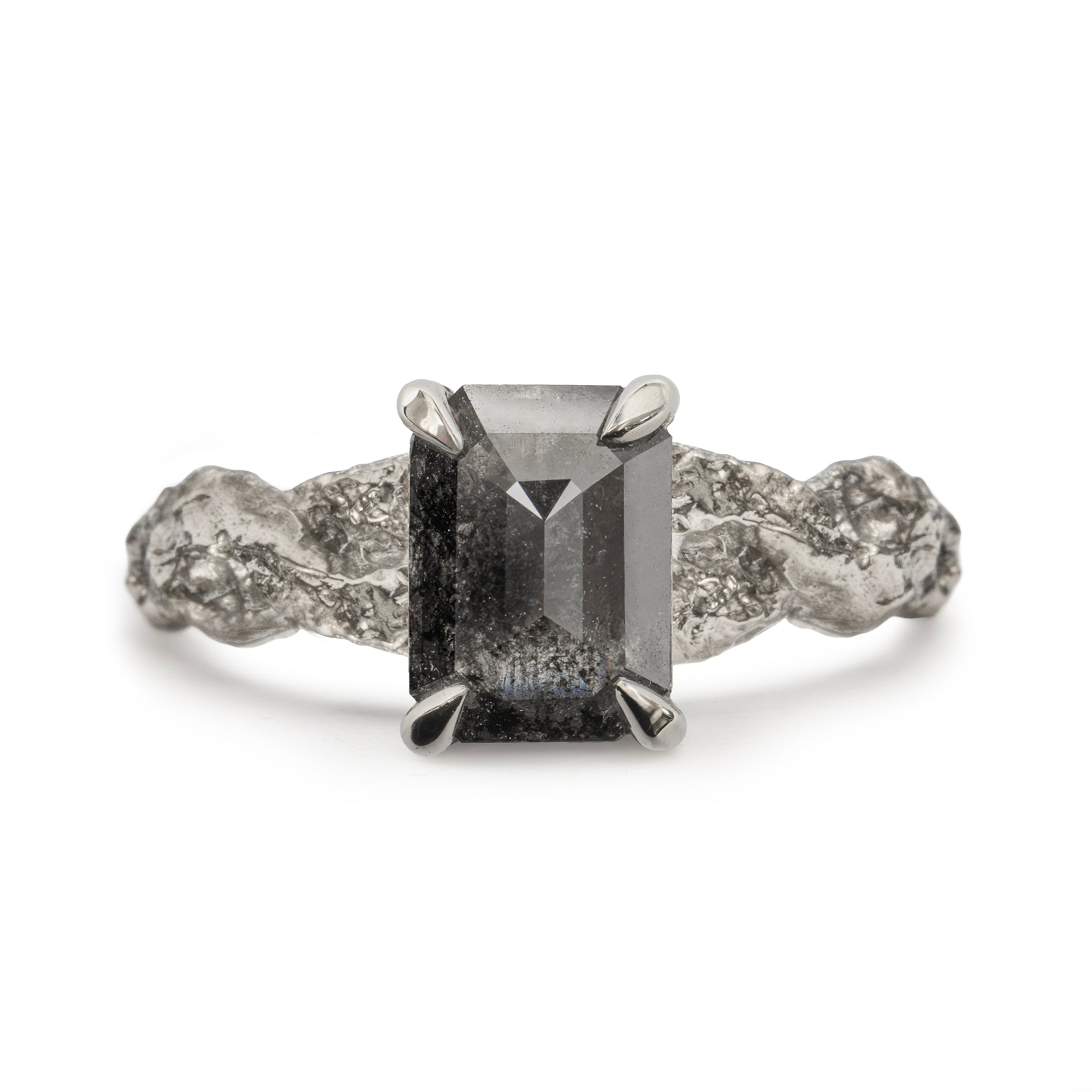 Sonnet Ring
